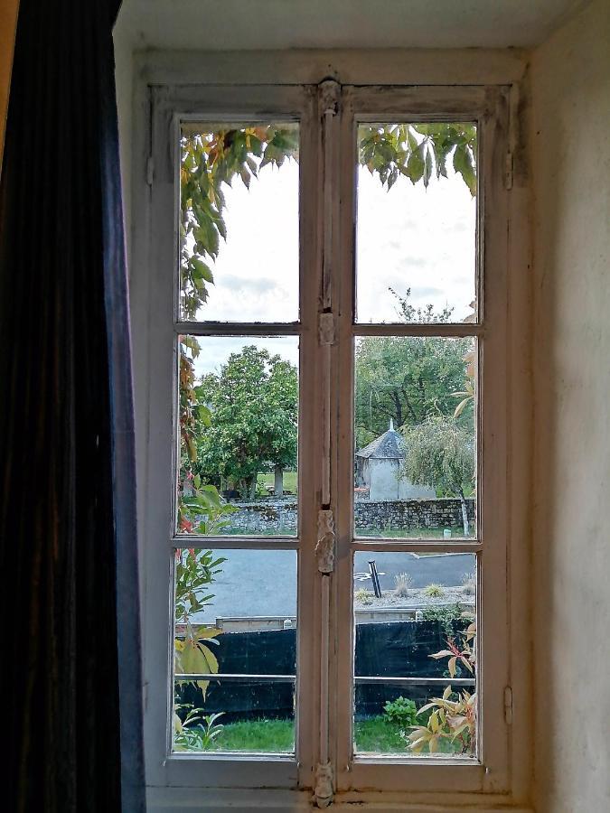Saint-Sulpice-les-Feuilles La Petite Maison Des Artiste 빌라 외부 사진